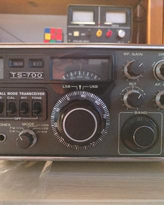 Kenwood TS 700