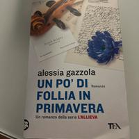 Libro Alessia Gazzola Un po’ di follia in prim