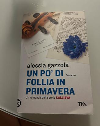 Libro Alessia Gazzola Un po’ di follia in prim