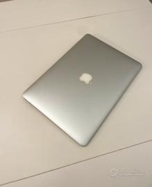 MacBook Air 13” da riparare o per pezzi ricambio