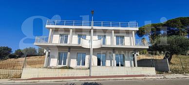 Villa o villino Tortoreto [Cod. rif A027VRG]