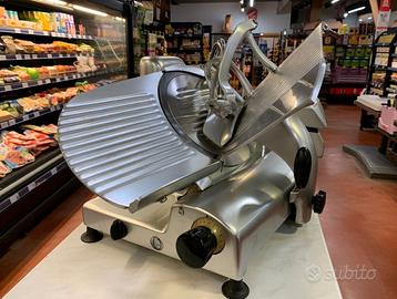 Affettatrice Professionale a Gravità Monafase