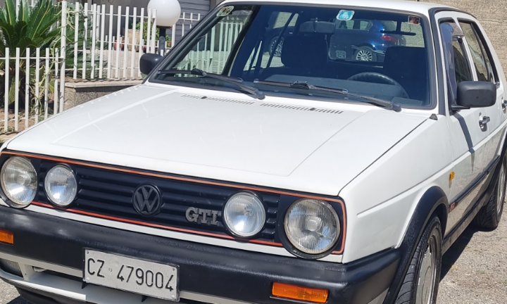 VW GOLF - 2 GTI 1.8 5p
