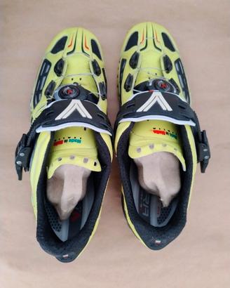 Scarpe vittoria hora evo carbon