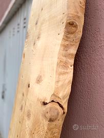 Tavolo /  asse di legno - mensola/e - piano snack