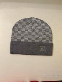 lv hat