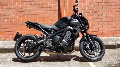 Yamaha MT 09 del 2018 Akrapovic