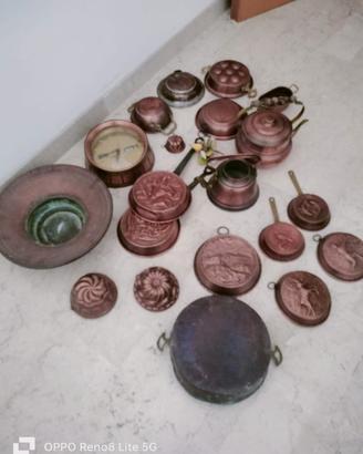 Oggettistica varia in rame per decorare casa