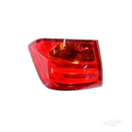 FANALE POSTERIORE ESTERNO SINISTRO BMW SERIE 3 F30