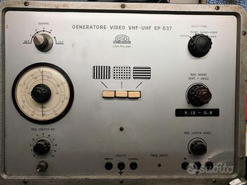 Generatore Video VHF-UHF/ EP 637 della UNA-MILANO.
