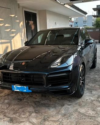 Porsche Cayenne Coupe hybrid platinum edition