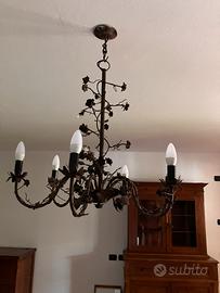 Set lampadario e applique ferro stile shabby
