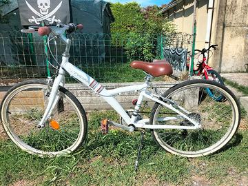 BICI BAMBINO o BAMBINA misura 24 buone condizioni 