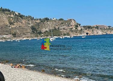 Cantina sul mare giardini naxos/taormina