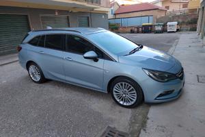 Opel Astra Sports Tourer 1.6 CDTi 136 CV – Full