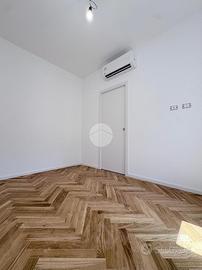 2 LOCALI A MILANO