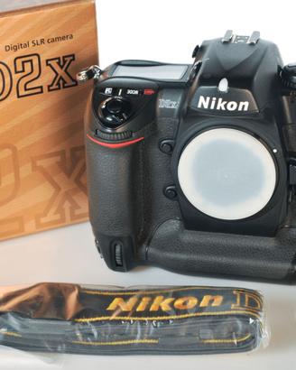 NIKON D2X