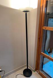 Lampada a piantana alogena