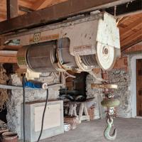 MONTACARICHI ELETTRICO BETA BM 200