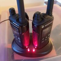 Motorola walkie talkie XT180 twin pack