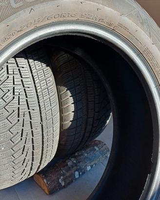 Pneumatici invernali Hankook 205/60 R16 92H