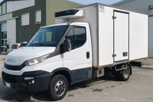 Iveco Daily 35c18 isotermico con gruppo frigo