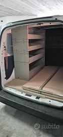 scaffale furgone