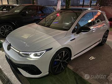 Volkswagen Golf 8 R 2.0 320CV NUOVA GARANZIA 2021