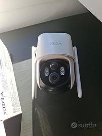 Telecamera esterna WIFI con pannello solare