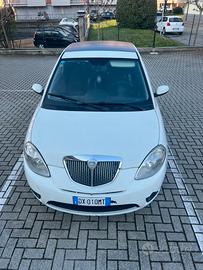 Lancia ypsilon ecochic
