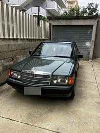 Mercedes-Benz 190e