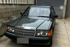 Mercedes-Benz 190e