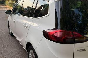  Opel Zafira Tourer