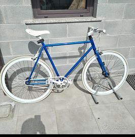 Bici scatto fisso