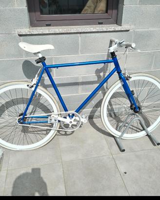 Bici scatto fisso