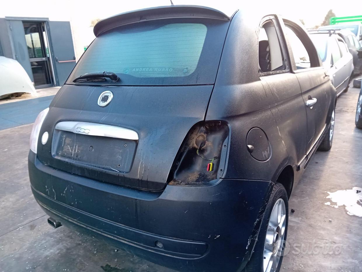 Subito - usedparts - Pomello cambio con cuffia fiat 500 anno 2014 -  Accessori Auto In vendita a Napoli