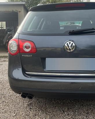 VOLKSWAGEN PASSAT VARIANT 2.0 TDI -