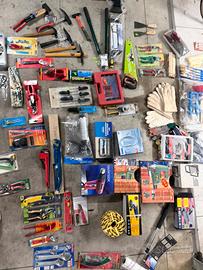 Svuoto Garage! Grande Lotto Attrezzi Nuovi Chiusi!
