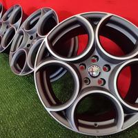 Cerchi Alfa Romeo Stelvio Giulia Tonale Nuovi R19