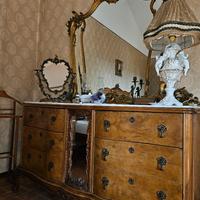 Cassettiera con specchiera