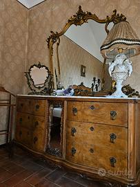 Cassettiera con specchiera