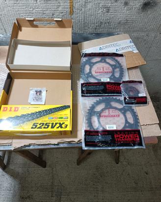 kit catena corona e pignone Yamaha mt10 del 2018