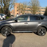 Rav 4 AWD 2.0 Diesel 2015 95814 Km