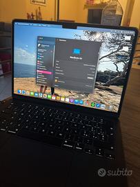 Macbook air 2022 13’