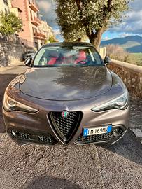 Stelvio 2.2 Q4