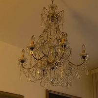 Lampadario in cristallo a goccia
