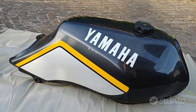 Lotto di ricambi nuovi ed usati per Yamaha XJ600