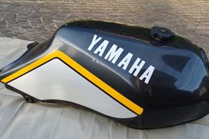 Lotto di ricambi nuovi ed usati per Yamaha XJ600