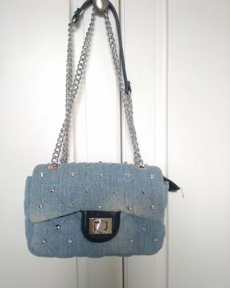 Borsa Jeans, usata un po' ma tenuta bene 