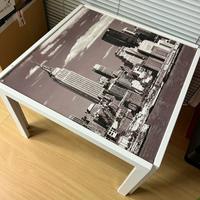 Tavolini bianchi con Marilyn Monroe, New York,